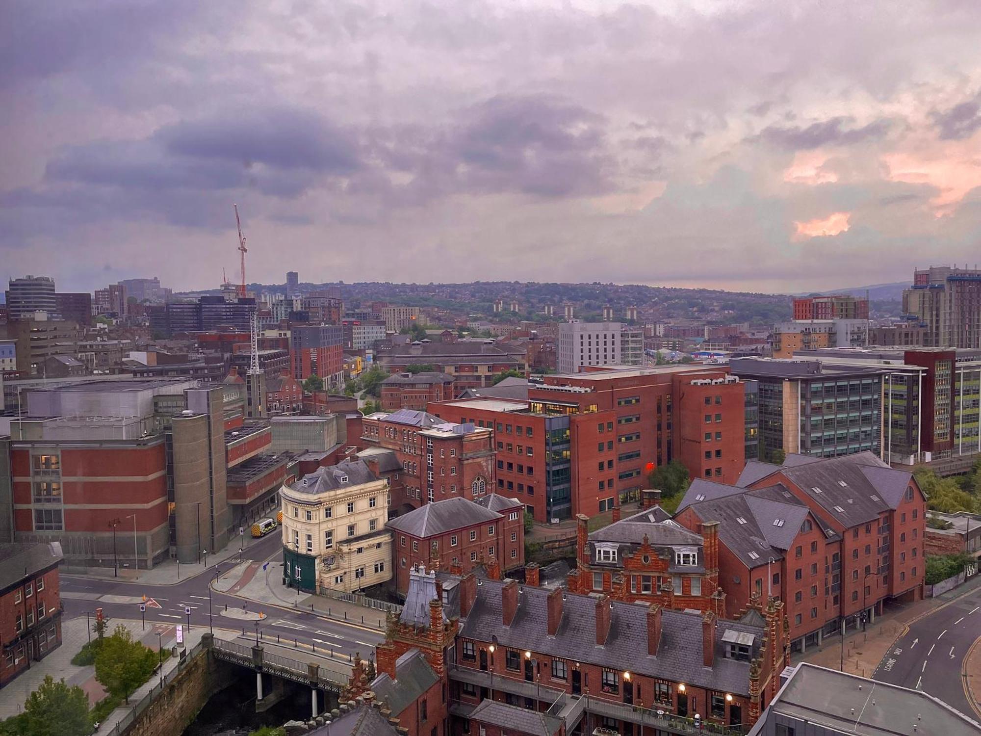 Penthouse Gem, Central, Scenic Views, Stylish, Modern, City Centre 2Br Sheffield Bagian luar foto